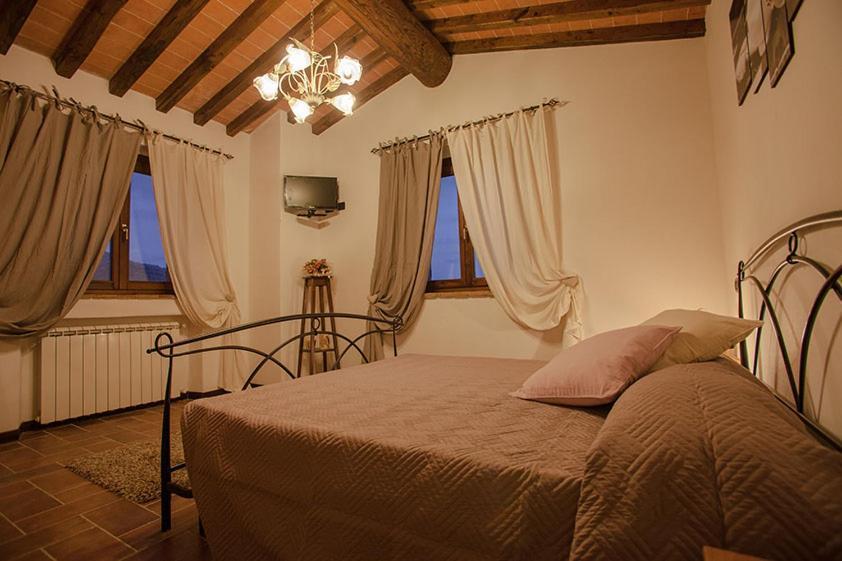 Agriturismo Casa Al Povero Volterra Exterior foto